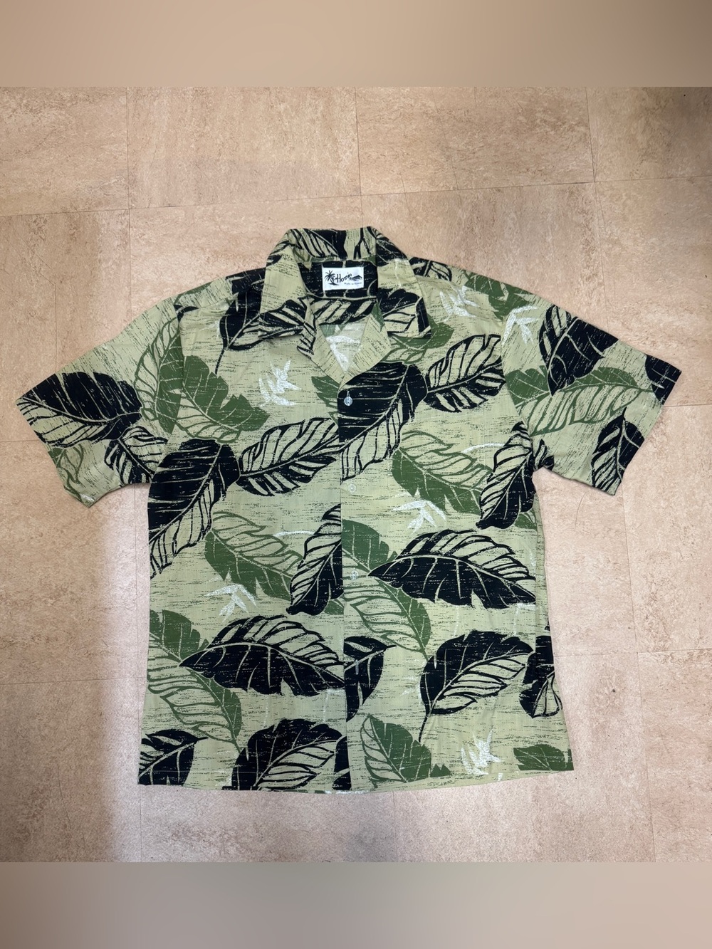 Howie Made In Hawaii Short Sleeve Button Down Shirt Est Large